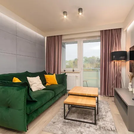 Apartament Wichrowa Deluxe By Bookinghost