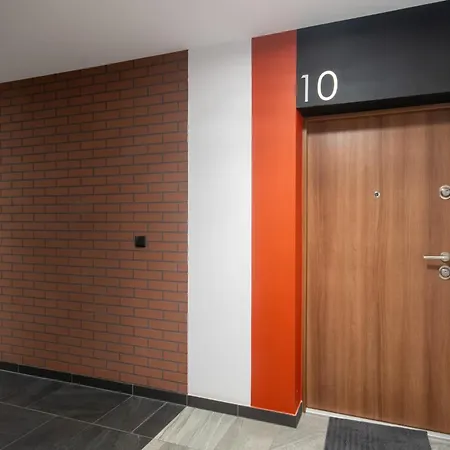 Wichrowa Deluxe By Bookinghost *