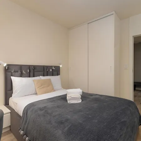 Wichrowa Deluxe Apartment *