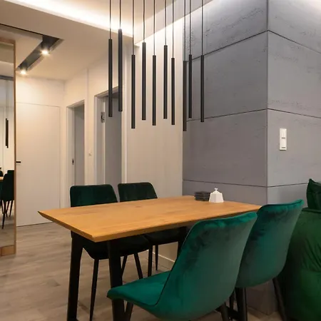 Wichrowa Deluxe Apartment