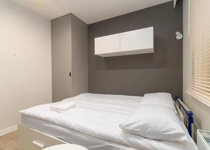 Wichrowa Deluxe By Bookinghost * ורוצלב