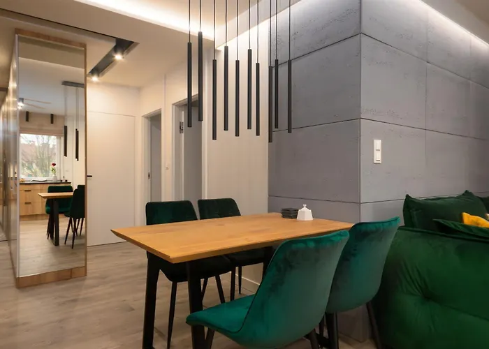 Wichrowa Deluxe By Bookinghost דירה